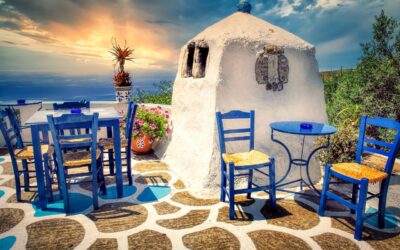 Mediterrane Terrassenüberdachung: So verwandeln Sie Ihren Außenbereich in ein mediterranes Paradies