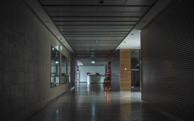 Glasschiebetüren für Terrassenüberdachungen: Die perfekte Kombination von Stil und Funktionalität